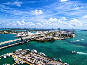 Holiday Inn Hotel Port of Miami-Downtown by IHG
